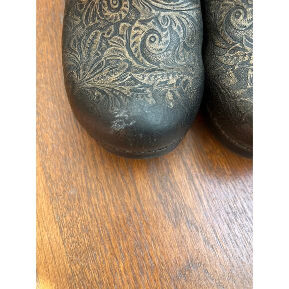 Dansko Professional Clogs Black/Copper Antique Tooled Leather Size 38 (US 7.5-8) - Picture 7 of 8